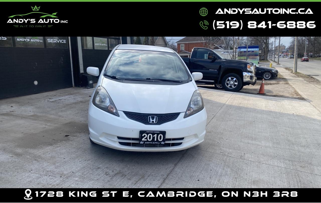 2010 Honda Fit SPORT ! ONE OWNER ! NO ACCIDENTS ! AUTO ! Photo