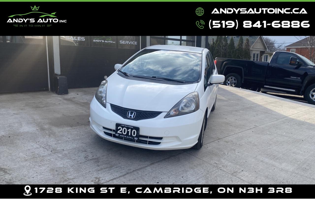 2010 Honda Fit SPORT ! ONE OWNER ! NO ACCIDENTS ! AUTO ! Photo