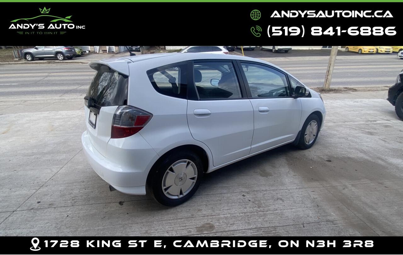 2010 Honda Fit SPORT ! ONE OWNER ! NO ACCIDENTS ! AUTO ! Photo
