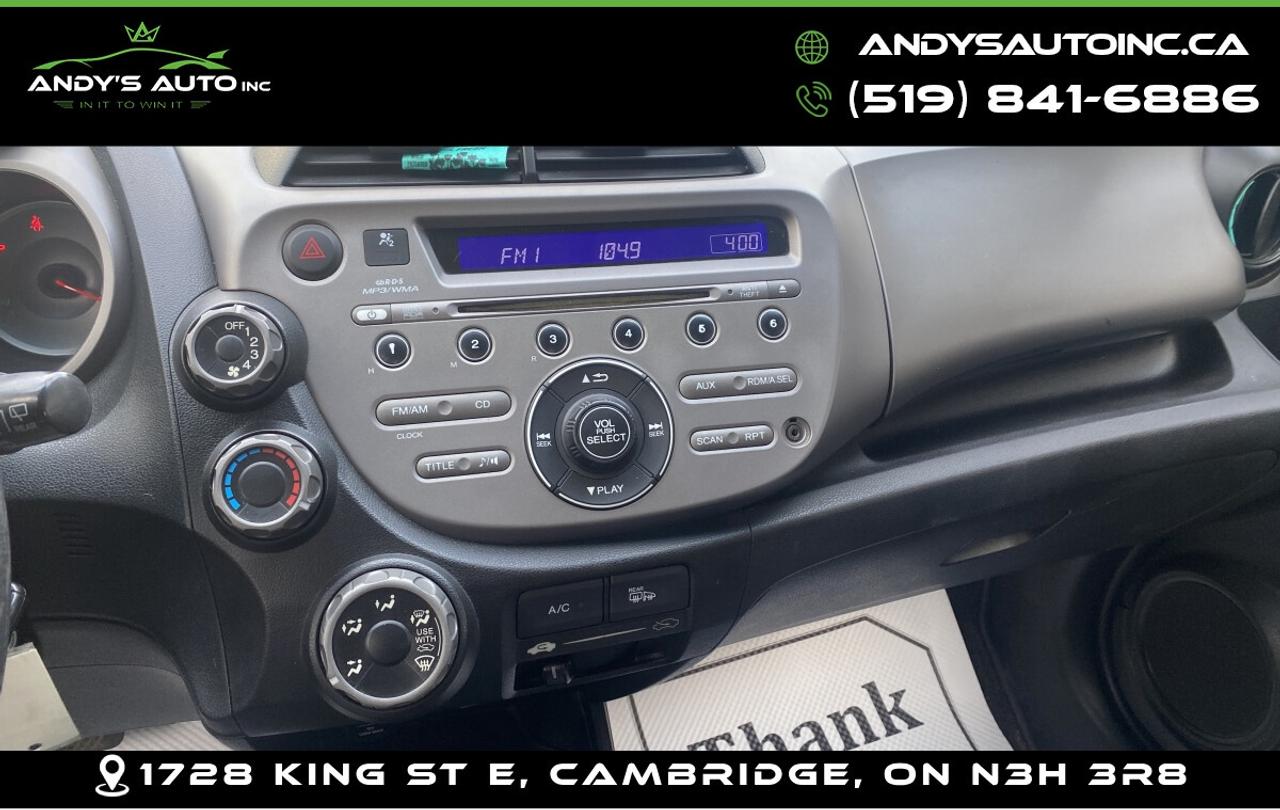 2010 Honda Fit SPORT ! ONE OWNER ! NO ACCIDENTS ! AUTO ! Photo