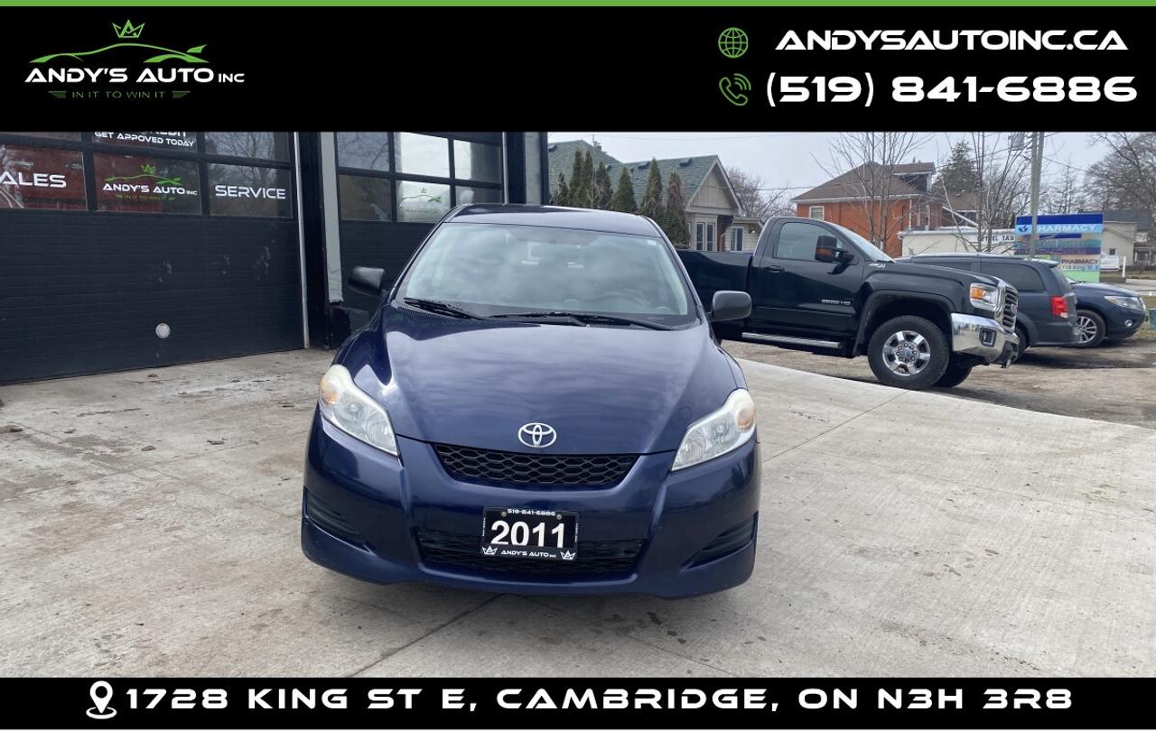 2011 Toyota Matrix NO ACCIDENTS ! AUTOMATIC ! TOYOTA SERVICED Photo