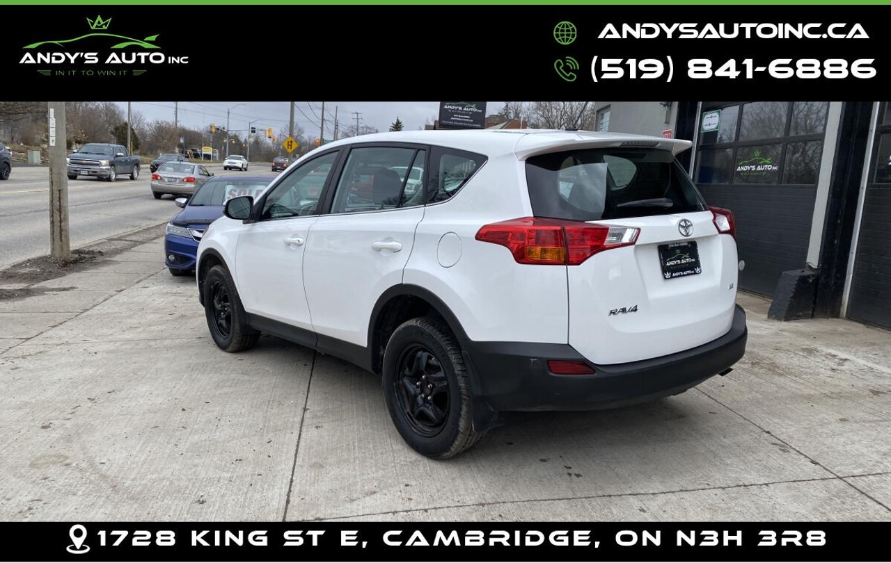 2015 Toyota RAV4 LE ! NO ACCIDENTS ! FRONT WHEEL DRIVE ! Photo