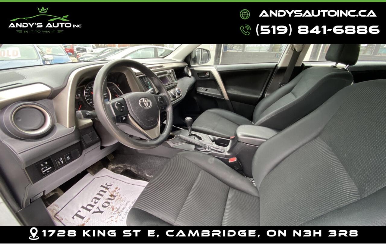 2015 Toyota RAV4 LE ! NO ACCIDENTS ! FRONT WHEEL DRIVE ! Photo