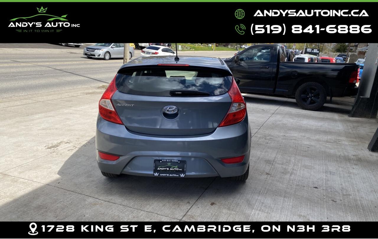 2017 Hyundai Accent SE ! SUNROOF ! NO ACCIDENTS ! AUTOMATIC Photo4