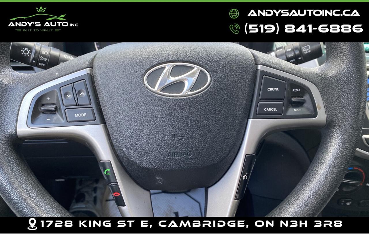 2017 Hyundai Accent SE ! SUNROOF ! NO ACCIDENTS ! AUTOMATIC Photo
