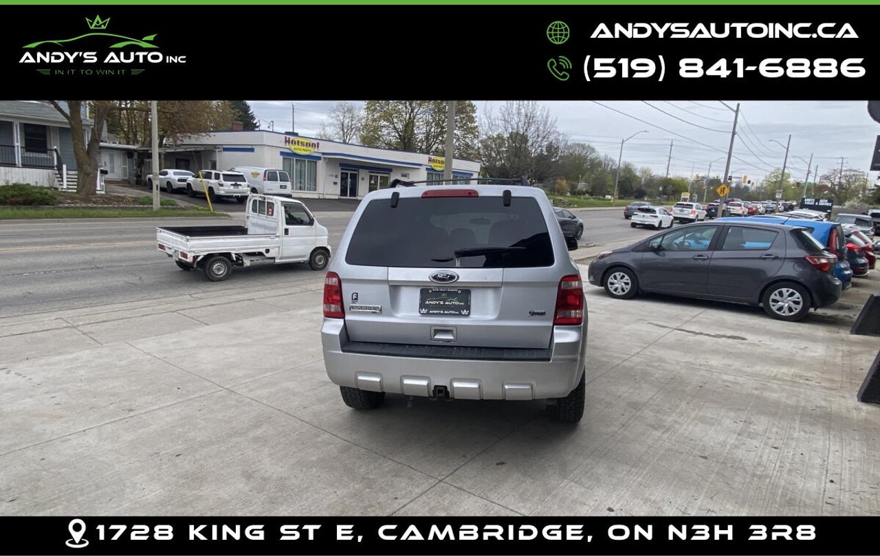 2012 Ford Escape XLT ! 4X4 ! NO ACCIDENTS ! V6 Photo