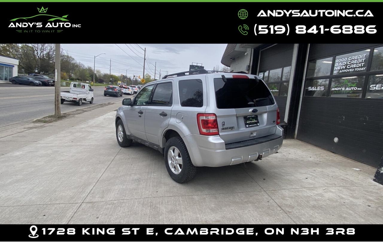 2012 Ford Escape XLT ! 4X4 ! NO ACCIDENTS ! V6 Photo