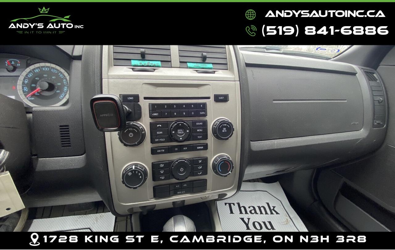 2012 Ford Escape XLT ! 4X4 ! NO ACCIDENTS ! V6 Photo