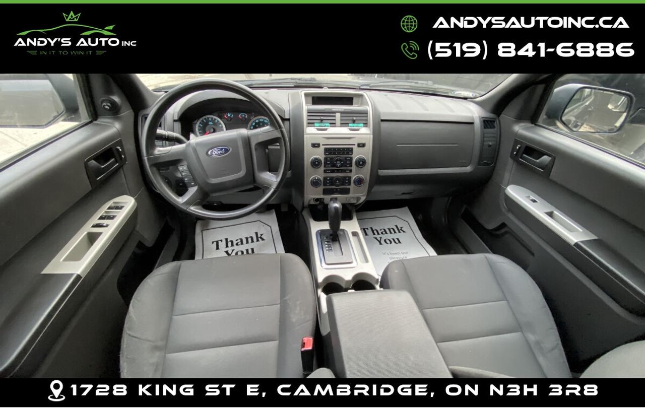 2012 Ford Escape XLT ! ONE OWNER ! NO ACCIDENTS !4CYL ! FRONT WHEEL Photo