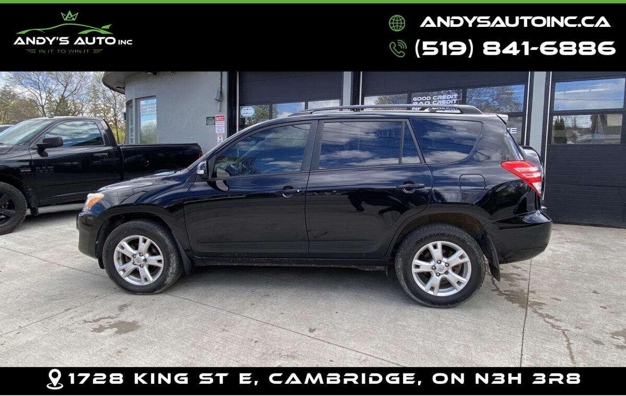 2011 Toyota RAV4 AWD ! 4CYL ! SUNROOF ! Photo