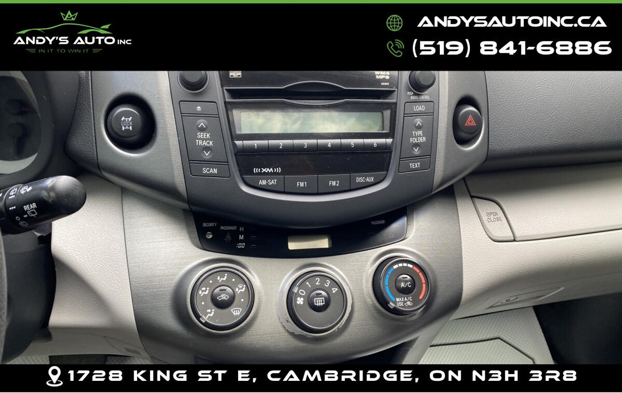 2011 Toyota RAV4 AWD ! 4CYL ! SUNROOF ! Photo