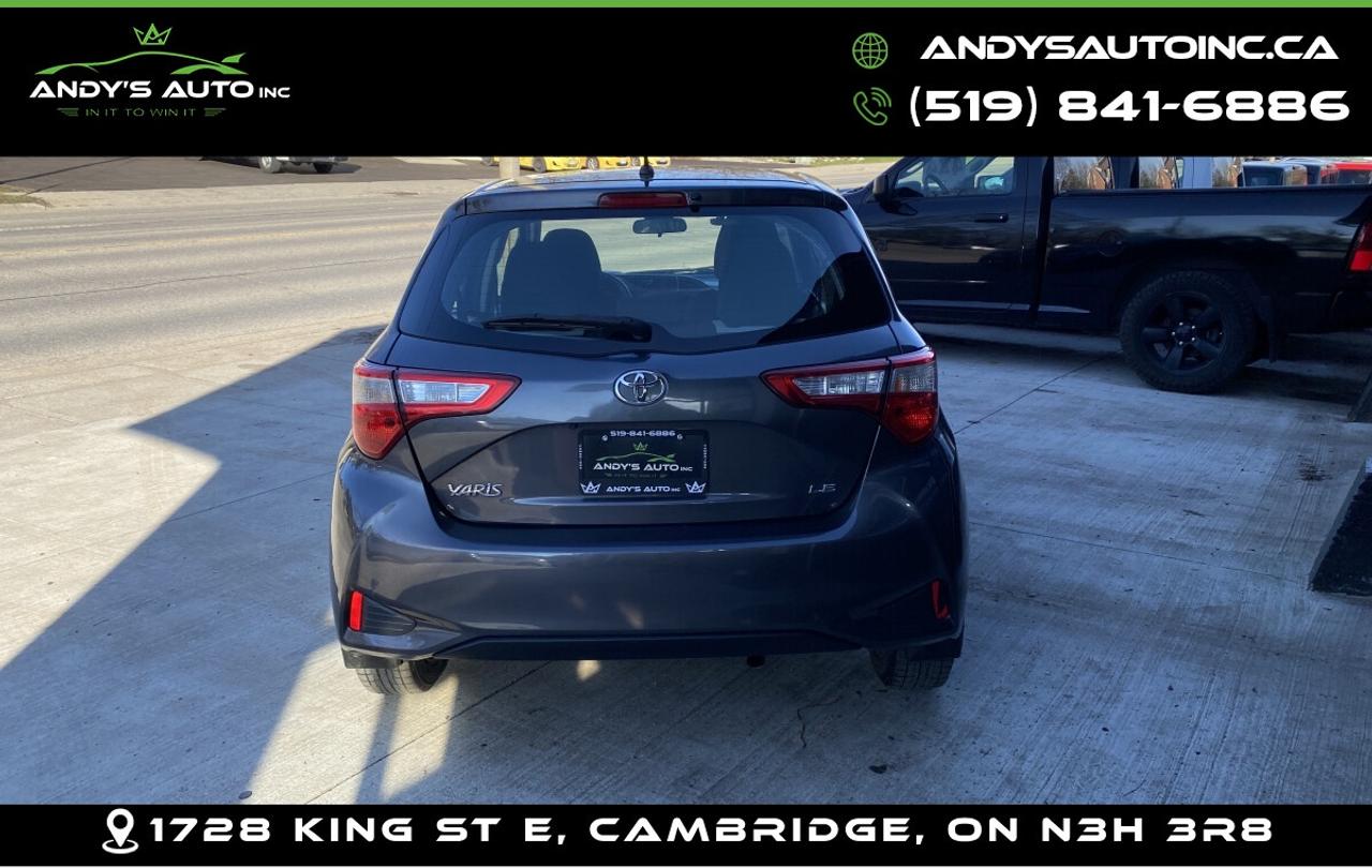 2018 Toyota Yaris LE ! ONE OWNER ! NO ACCIDENTS ! Photo