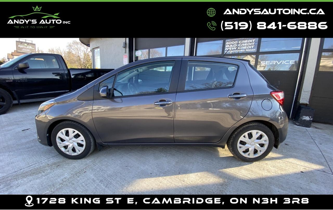 2018 Toyota Yaris LE ! ONE OWNER ! NO ACCIDENTS ! Photo