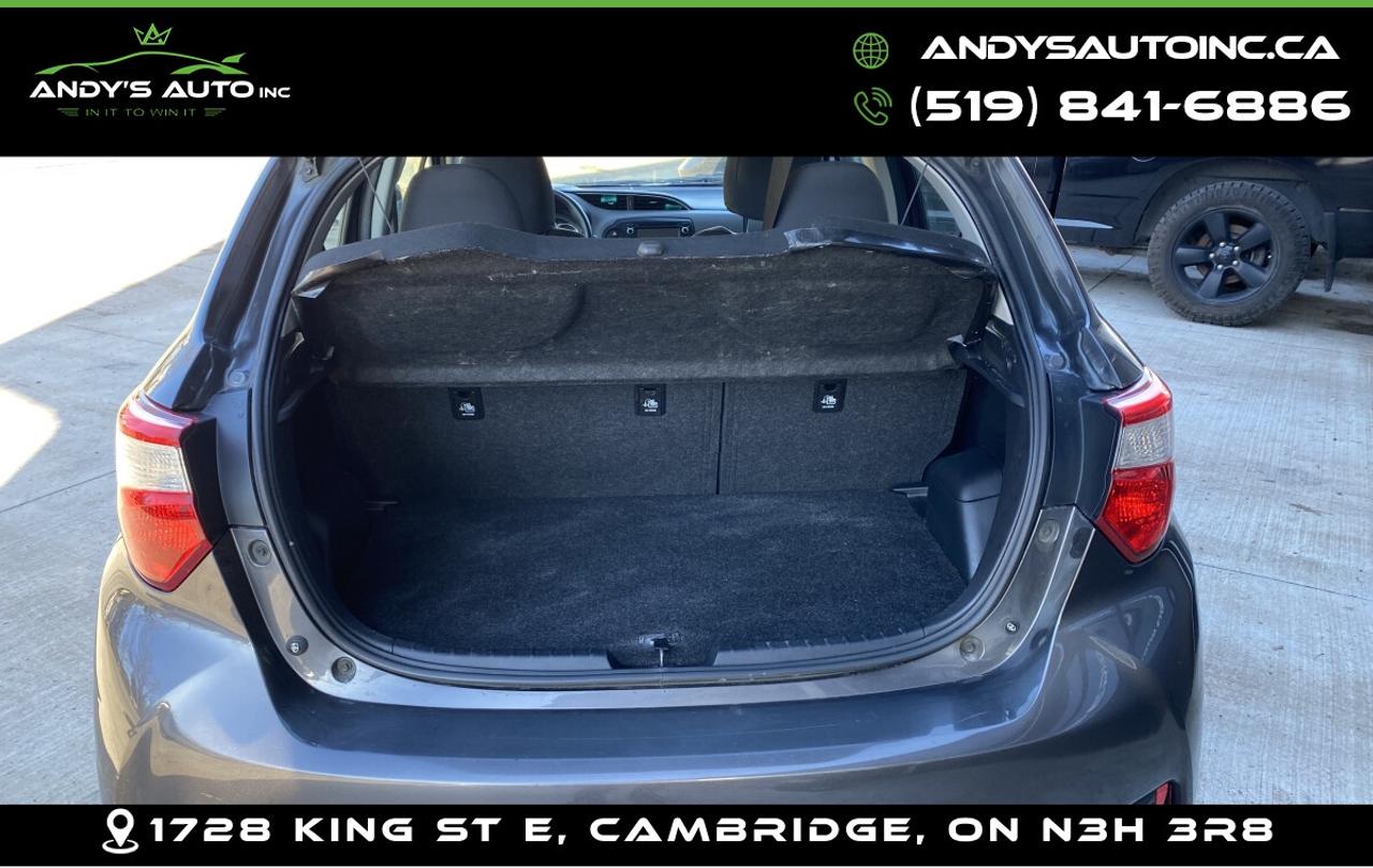 2018 Toyota Yaris LE ! ONE OWNER ! NO ACCIDENTS ! Photo