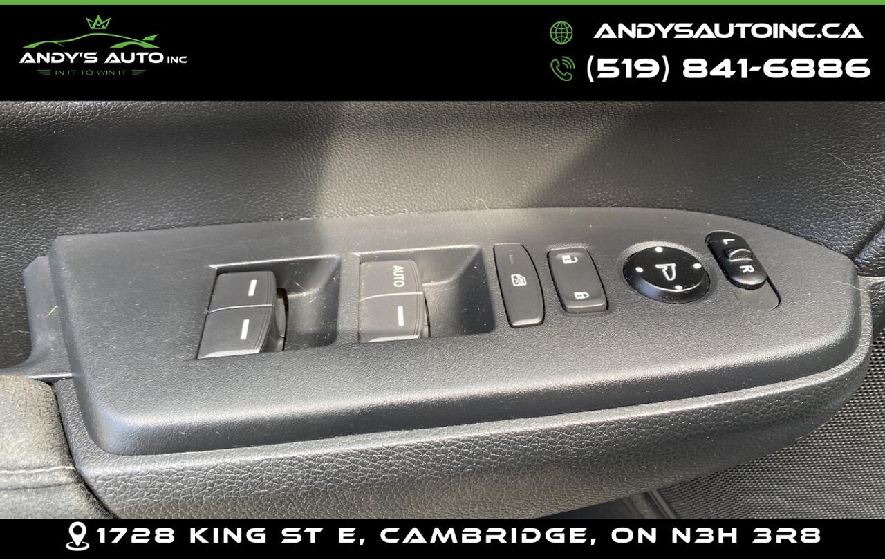 2017 Honda CR-V LX ! AUTO ! AWD ! REMOTE START ! BACK UP CAM Photo