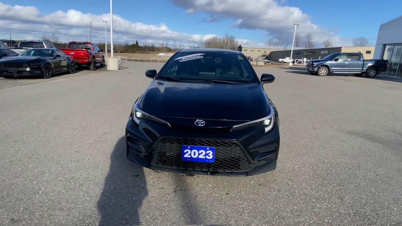 2023 Toyota Corolla SE Photo