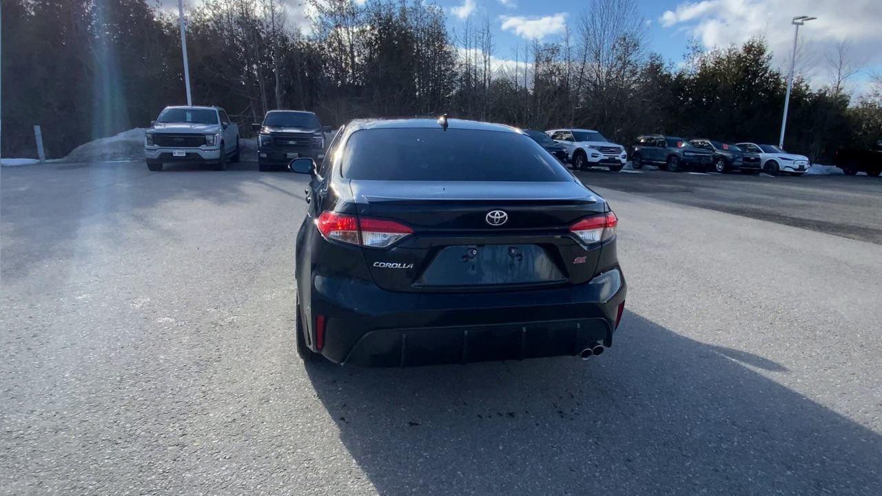 2023 Toyota Corolla SE Photo