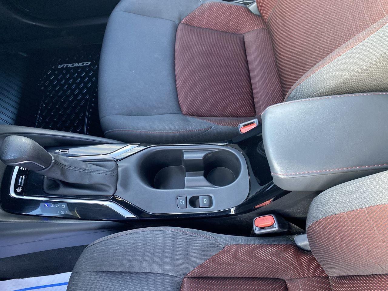 2023 Toyota Corolla SE Photo