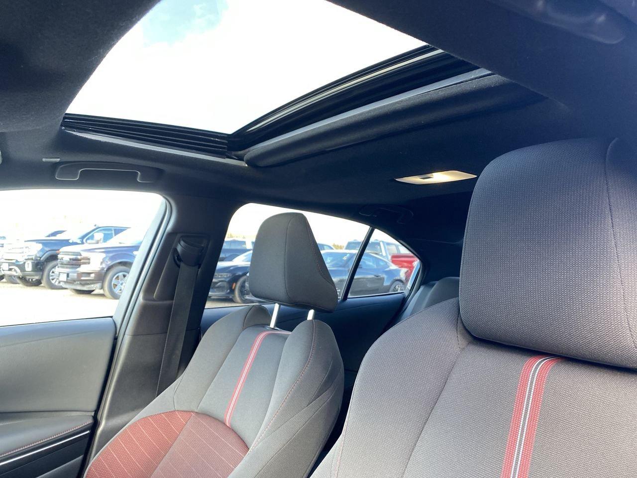 2023 Toyota Corolla SE Photo