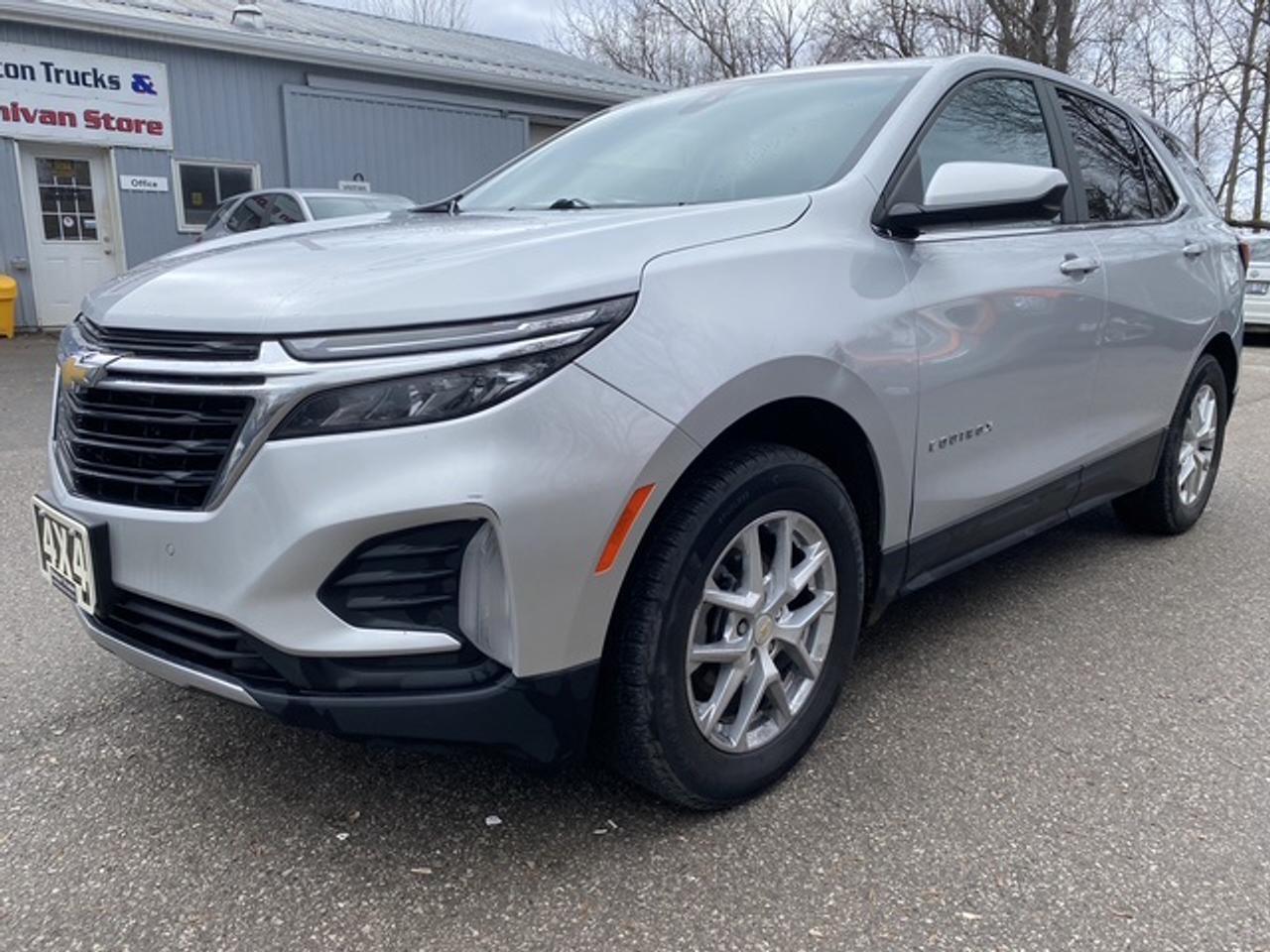2022 Chevrolet Equinox LT AWD 4dr Photo0