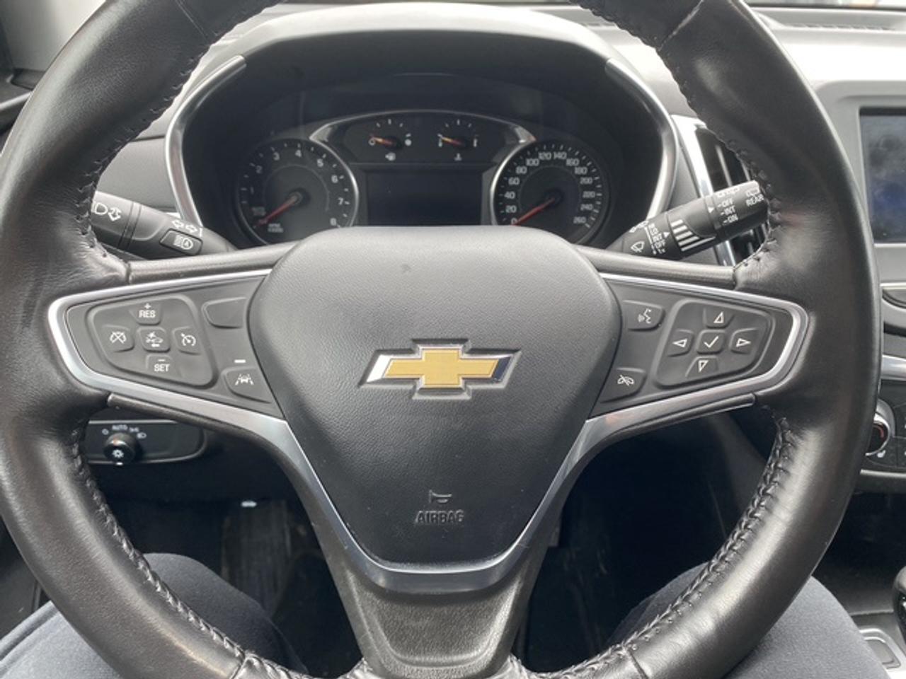 2022 Chevrolet Equinox LT AWD 4dr Photo