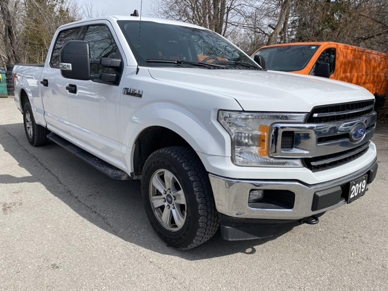2019 Ford F-150 XLT CREW CAB STD BED 4WD SUPERCREW Photo