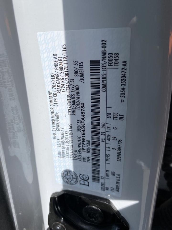 2019 Ford F-150 XLT CREW CAB STD BED 4WD SUPERCREW Photo