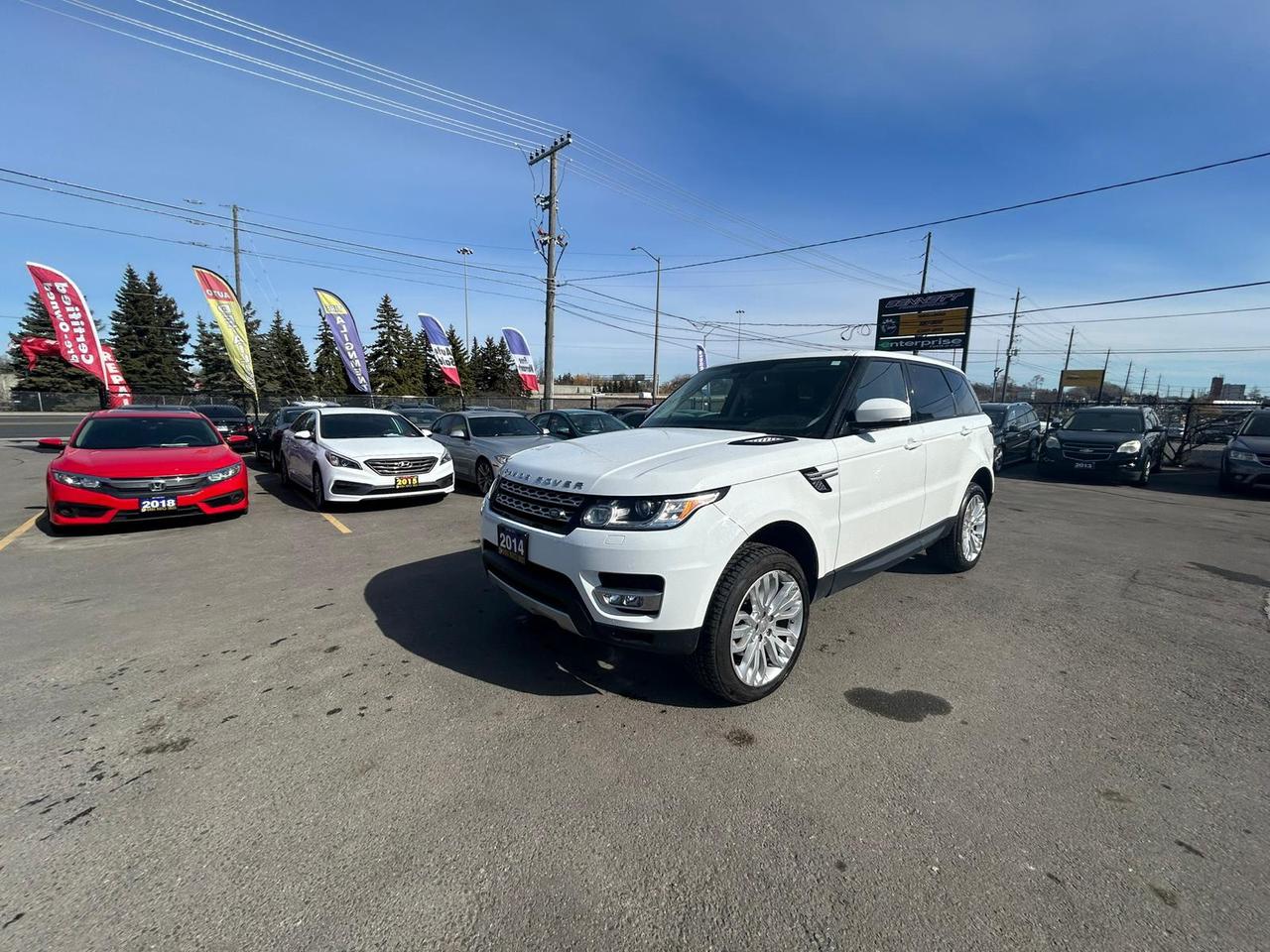 2014 Land Rover Range Rover Sport HSE Photo