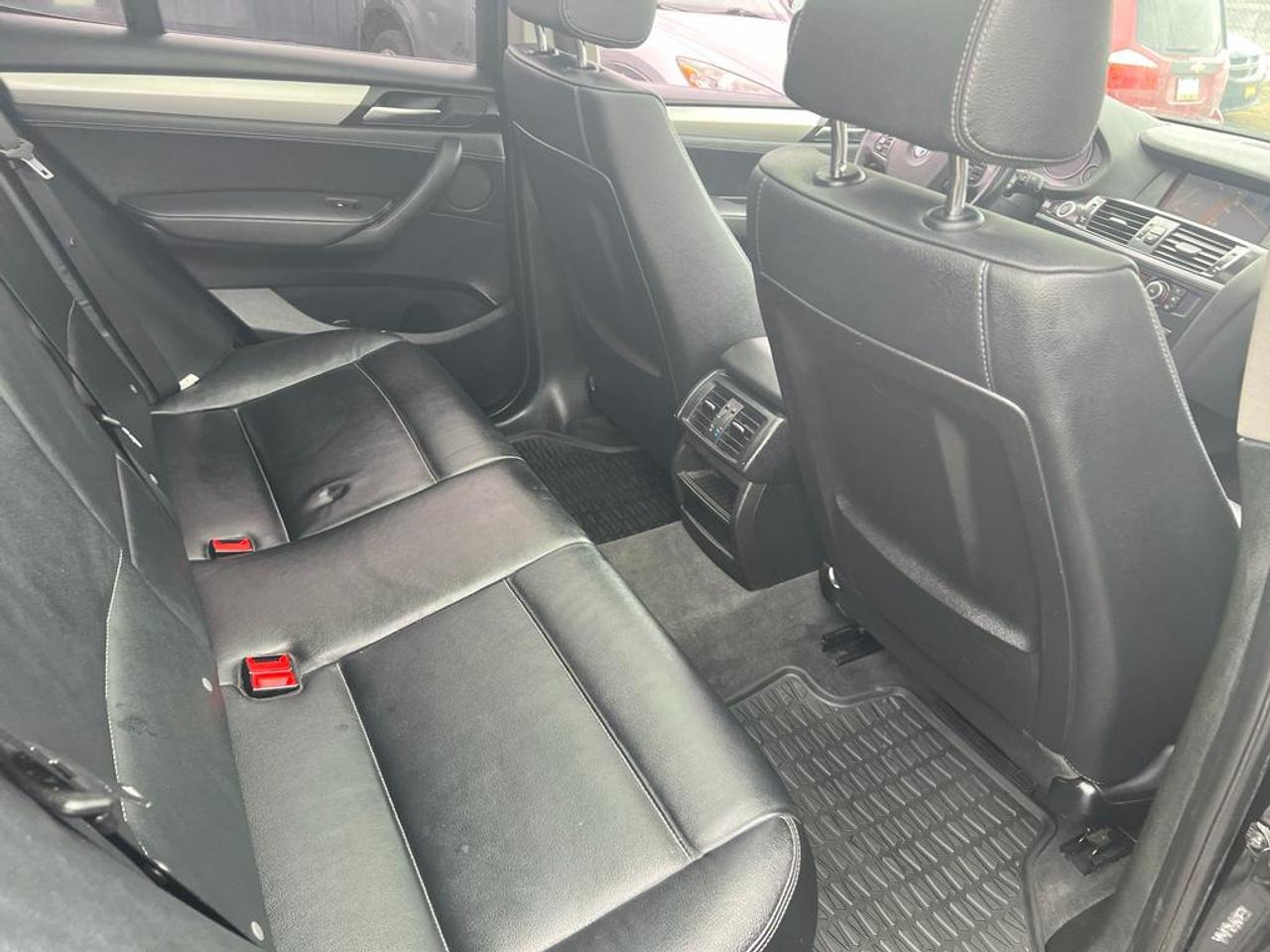 2013 BMW X3 xDrive28i Photo