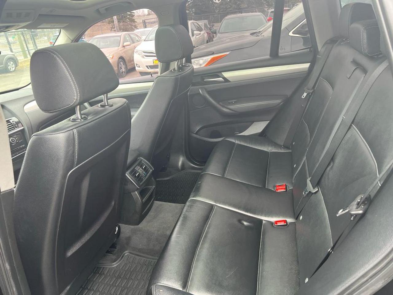 2013 BMW X3 xDrive28i Photo