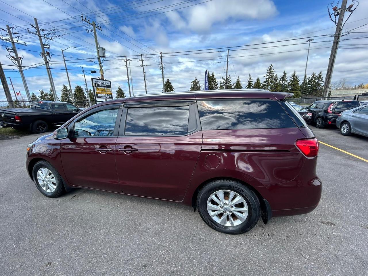 2016 Kia Sedona LX Photo