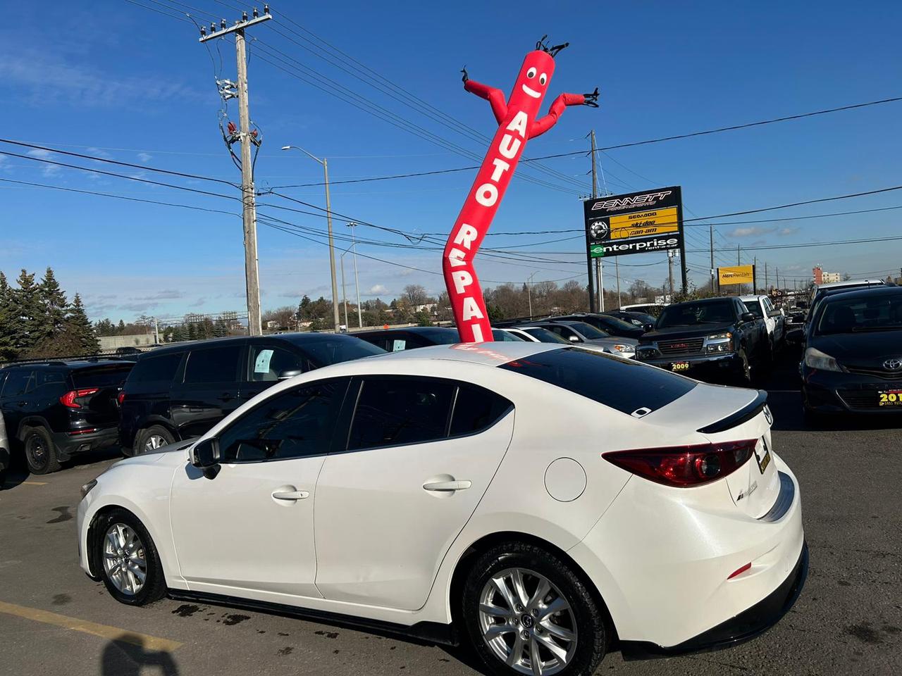 2015 Mazda MAZDA3 i Touring Photo