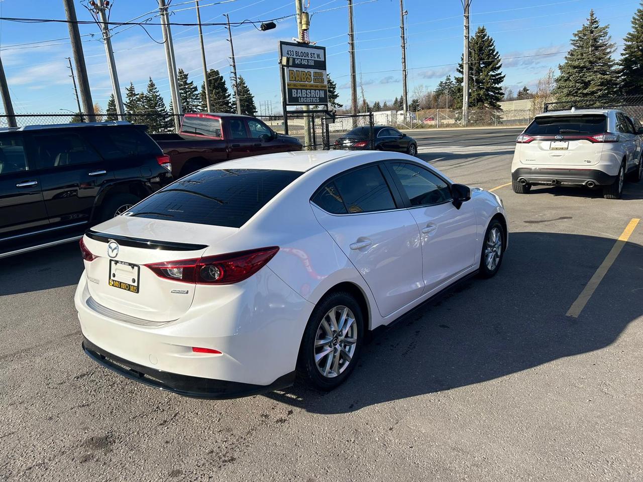 2015 Mazda MAZDA3 i Touring Photo