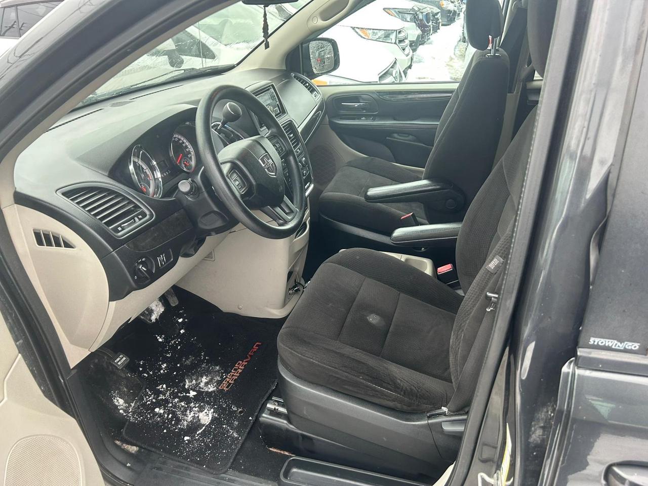 2012 Dodge Grand Caravan SE Photo