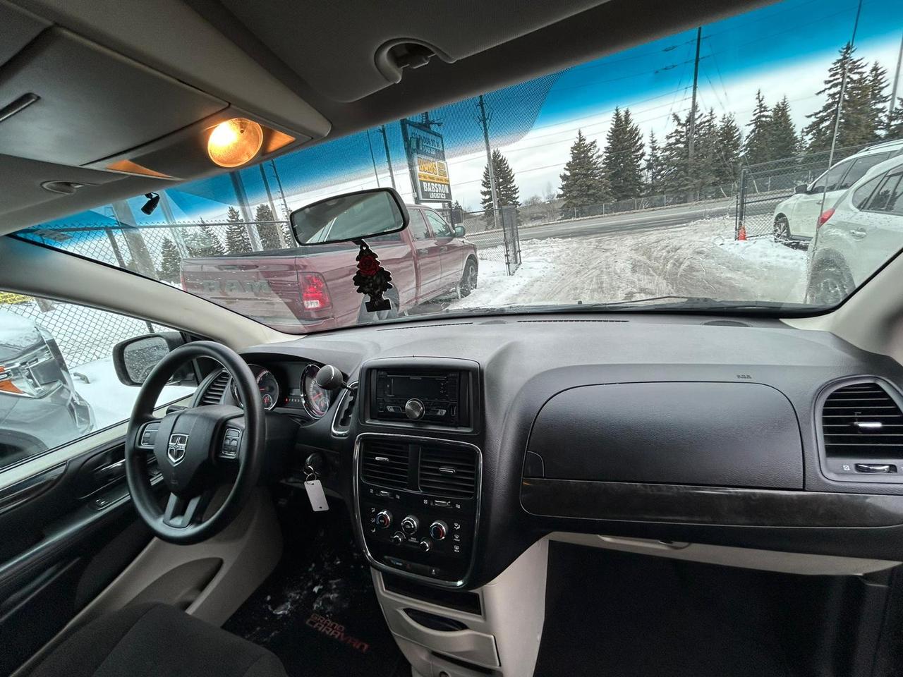 2012 Dodge Grand Caravan SE Photo