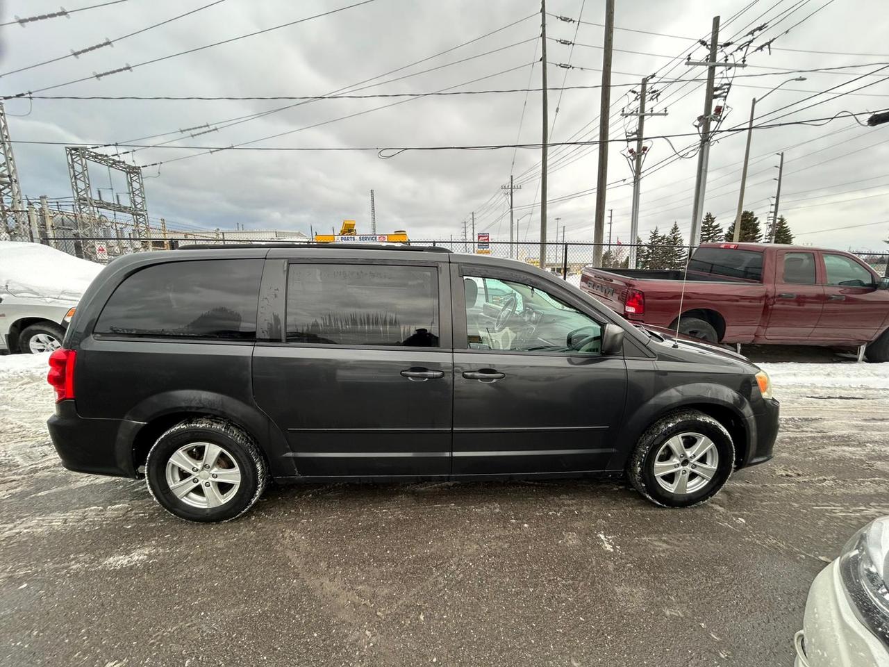 2012 Dodge Grand Caravan SE Photo