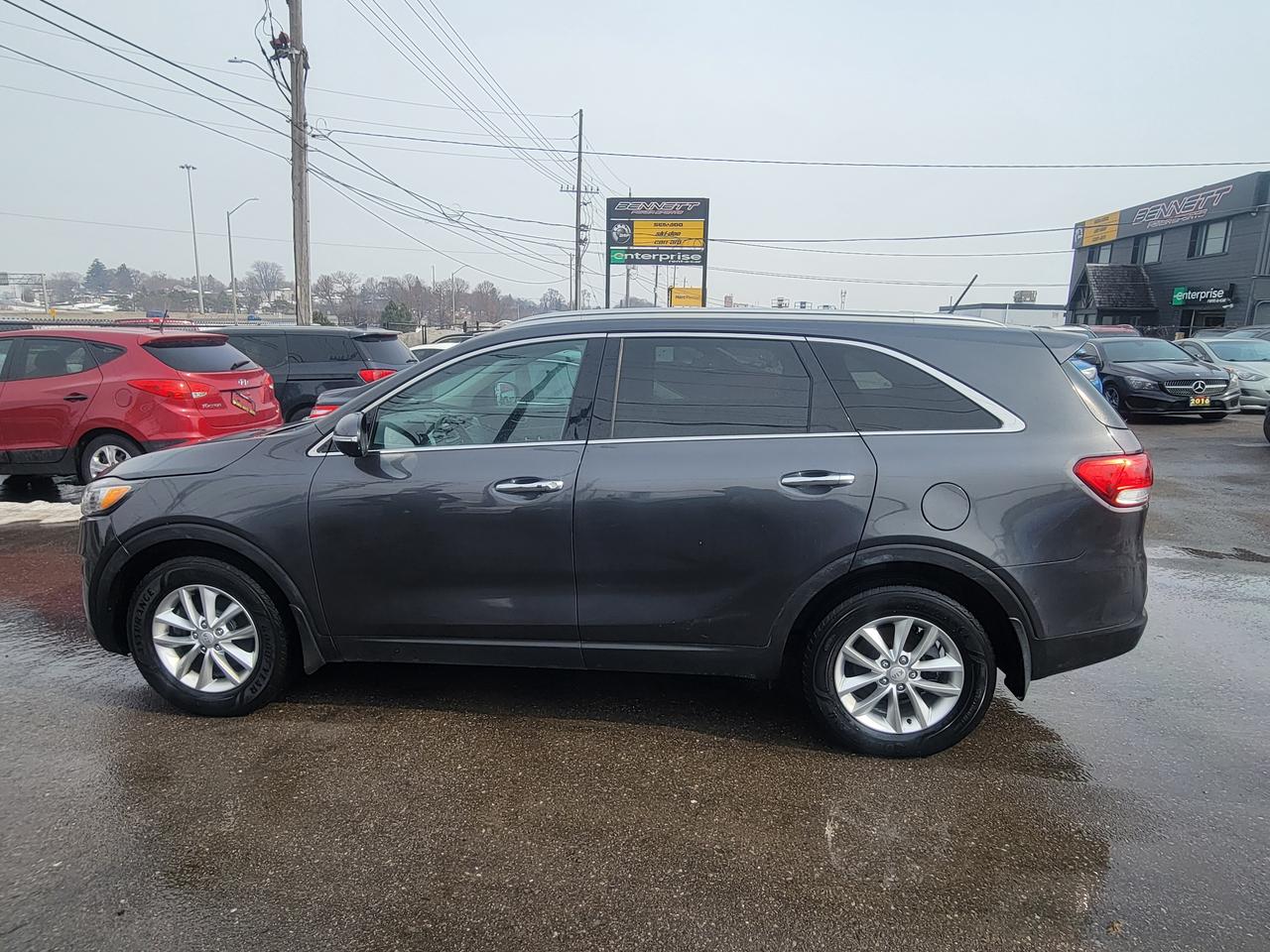 2016 Kia Sorento LX Photo