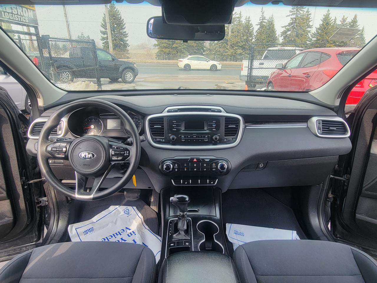 2016 Kia Sorento LX Photo