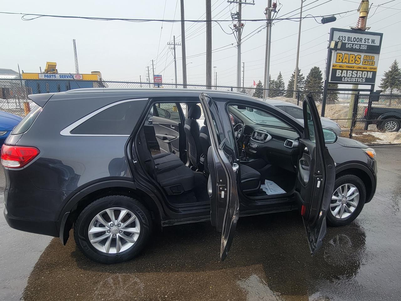 2016 Kia Sorento LX Photo