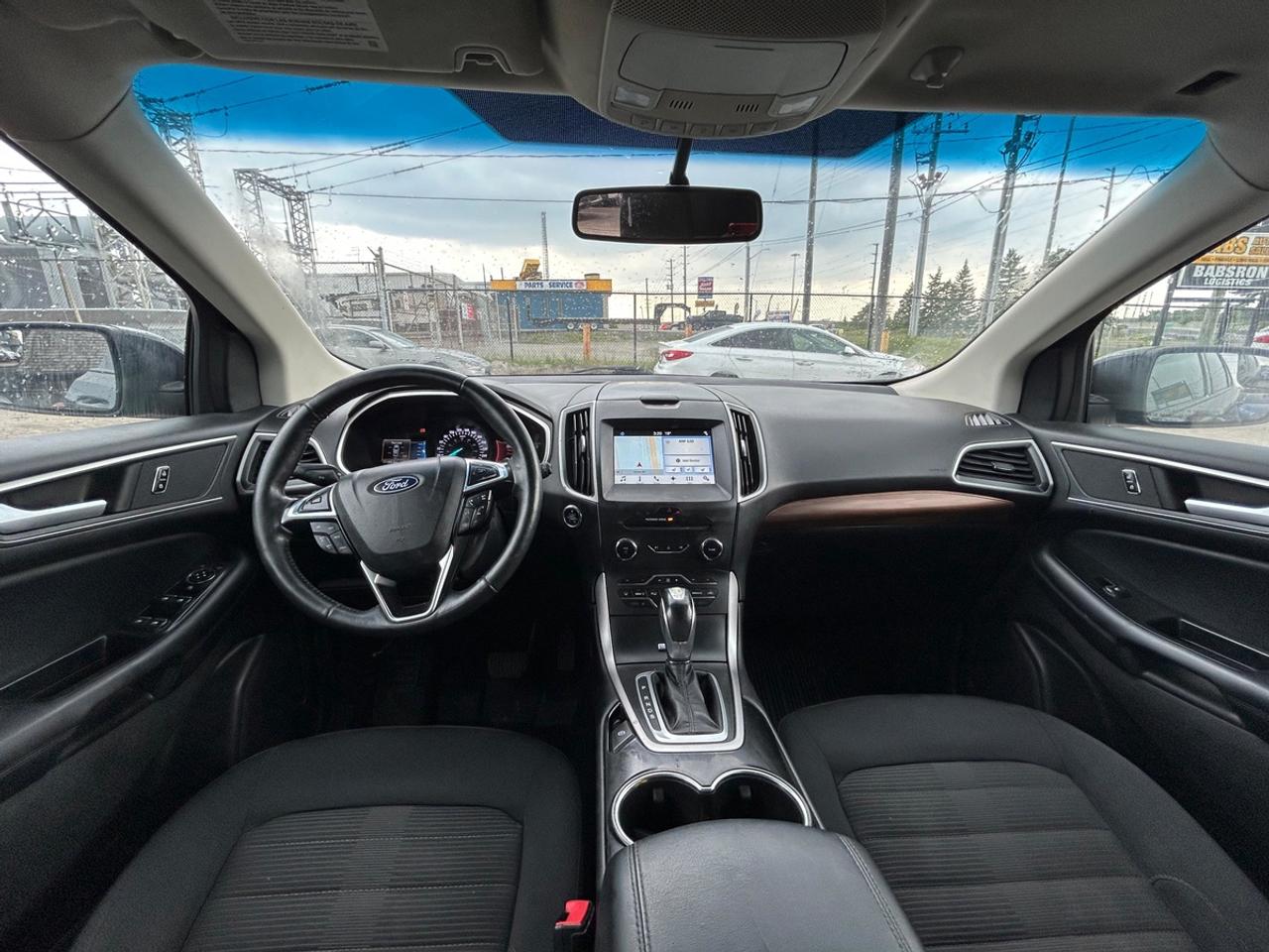 2018 Ford Edge SEL Photo