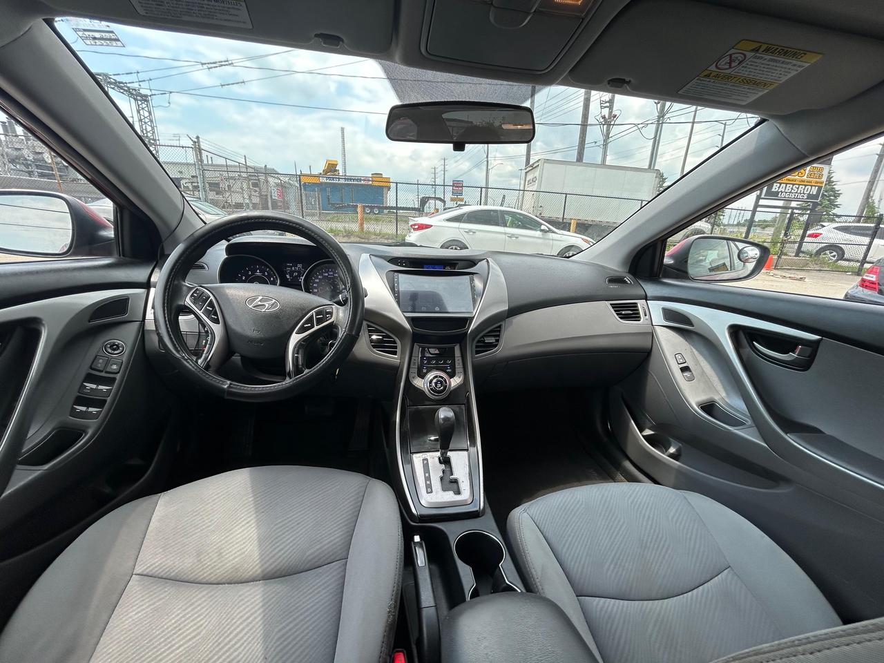 2013 Hyundai Elantra Limited Photo