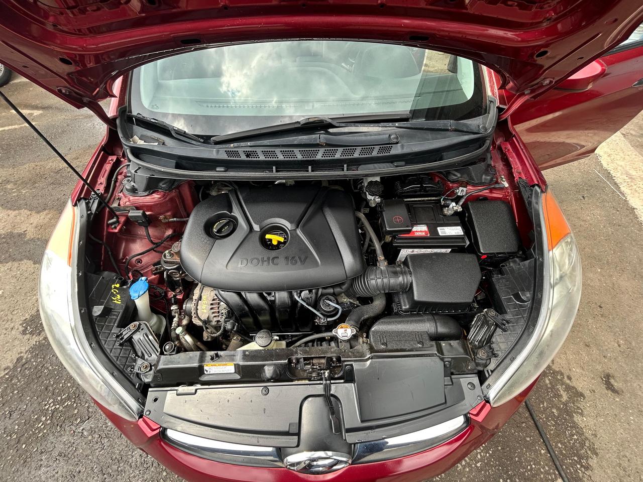 2013 Hyundai Elantra Limited Photo