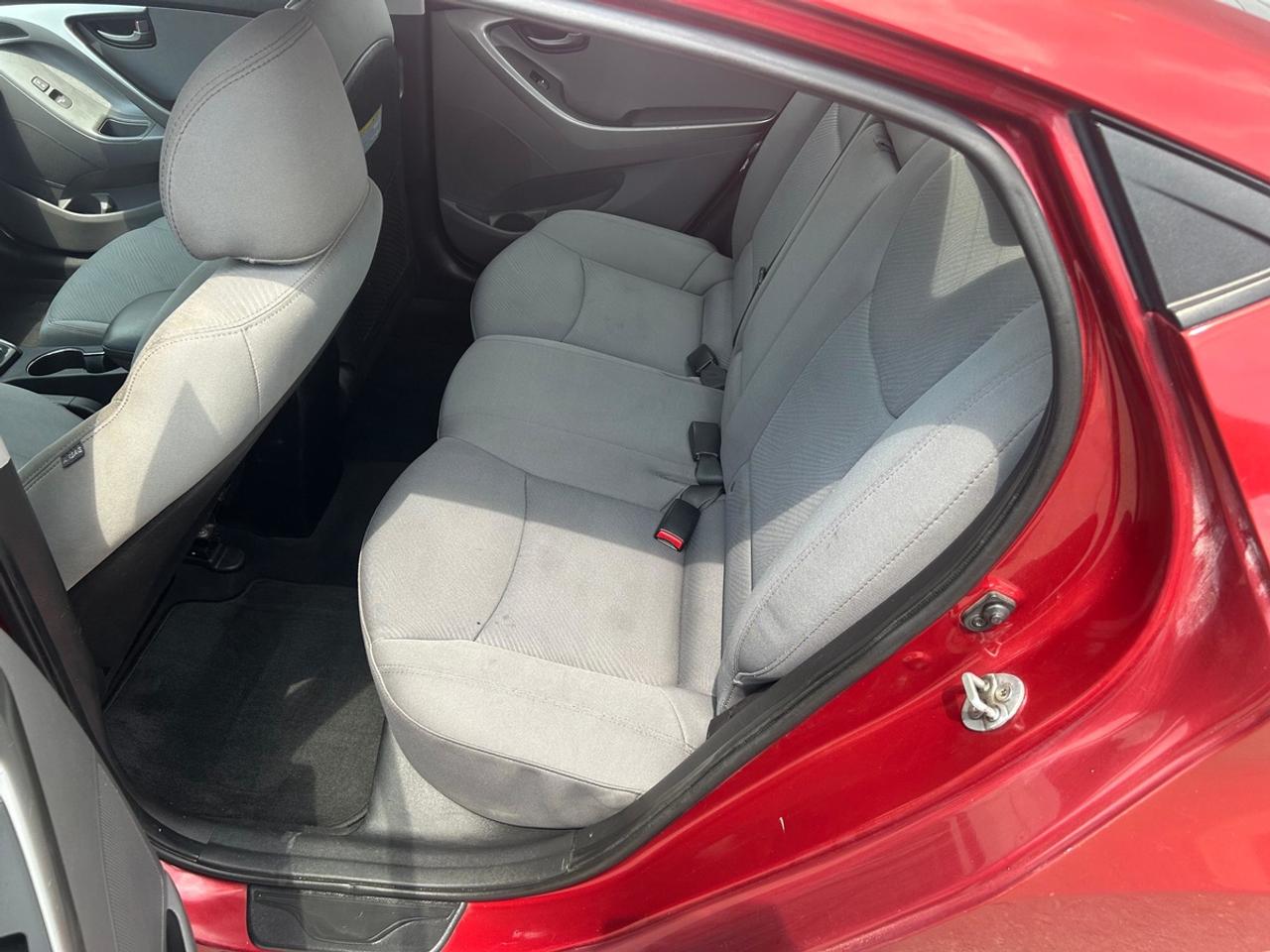 2013 Hyundai Elantra Limited Photo