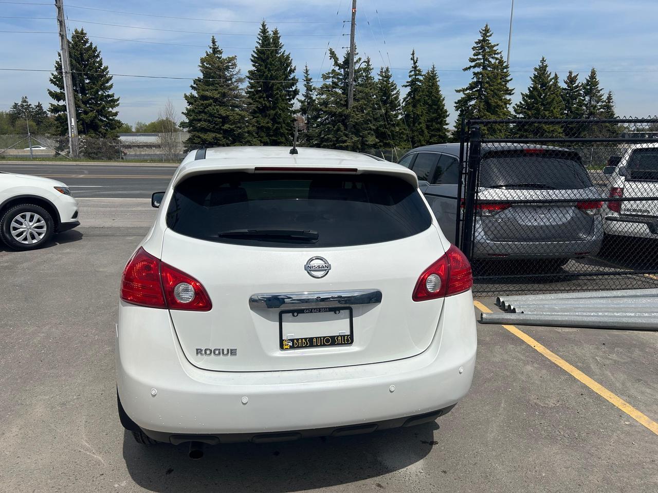 2013 Nissan Rogue S Photo