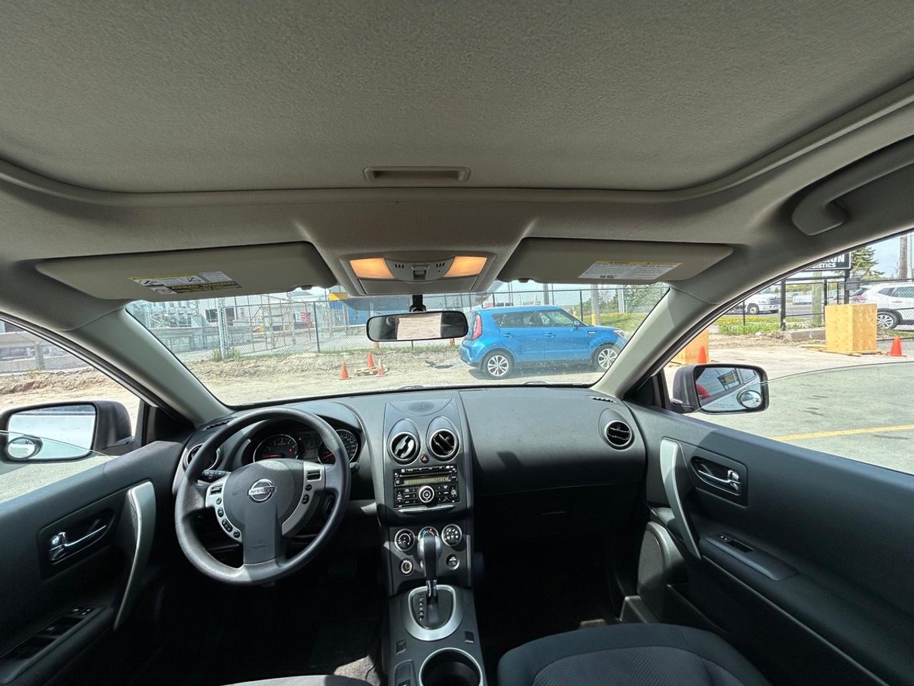2013 Nissan Rogue S Photo