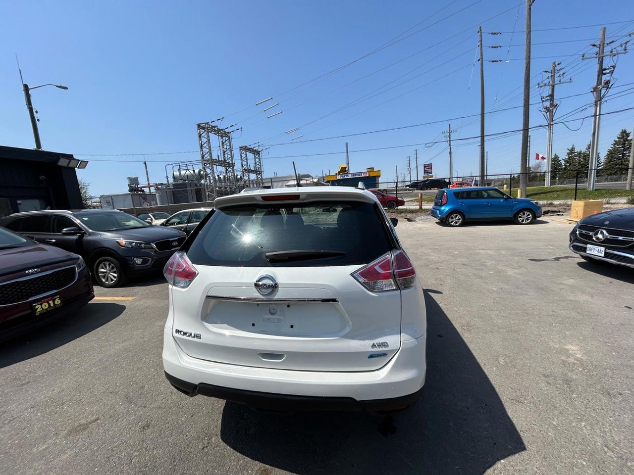 2013 Nissan Rogue S Photo