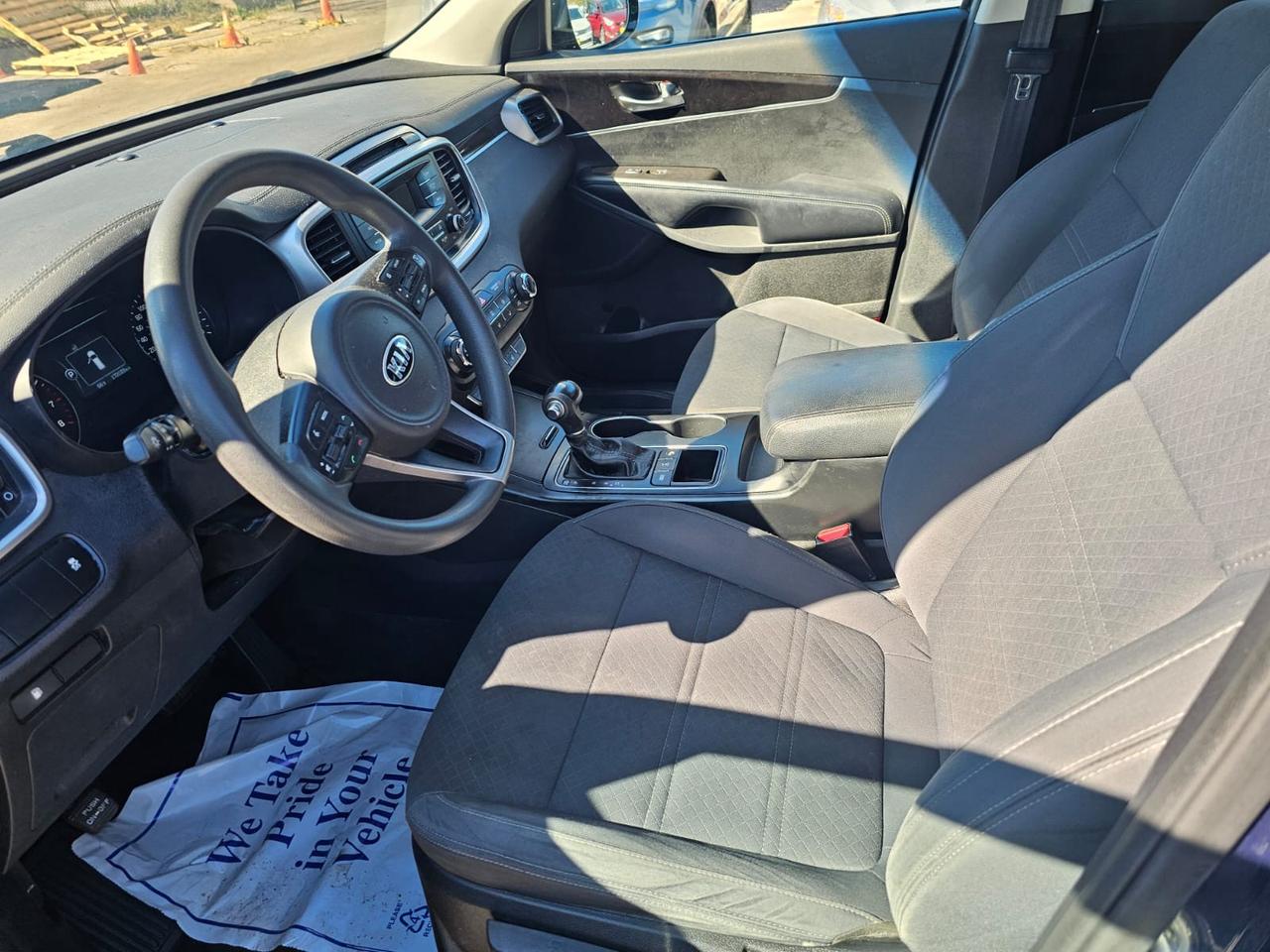 2017 Kia Sorento LX Photo