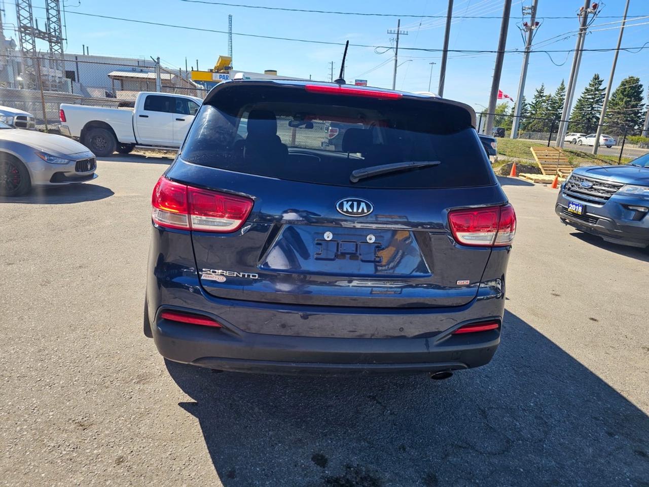 2017 Kia Sorento LX Photo