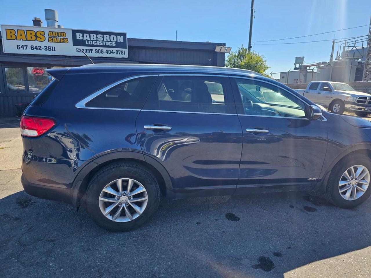 2017 Kia Sorento LX Photo
