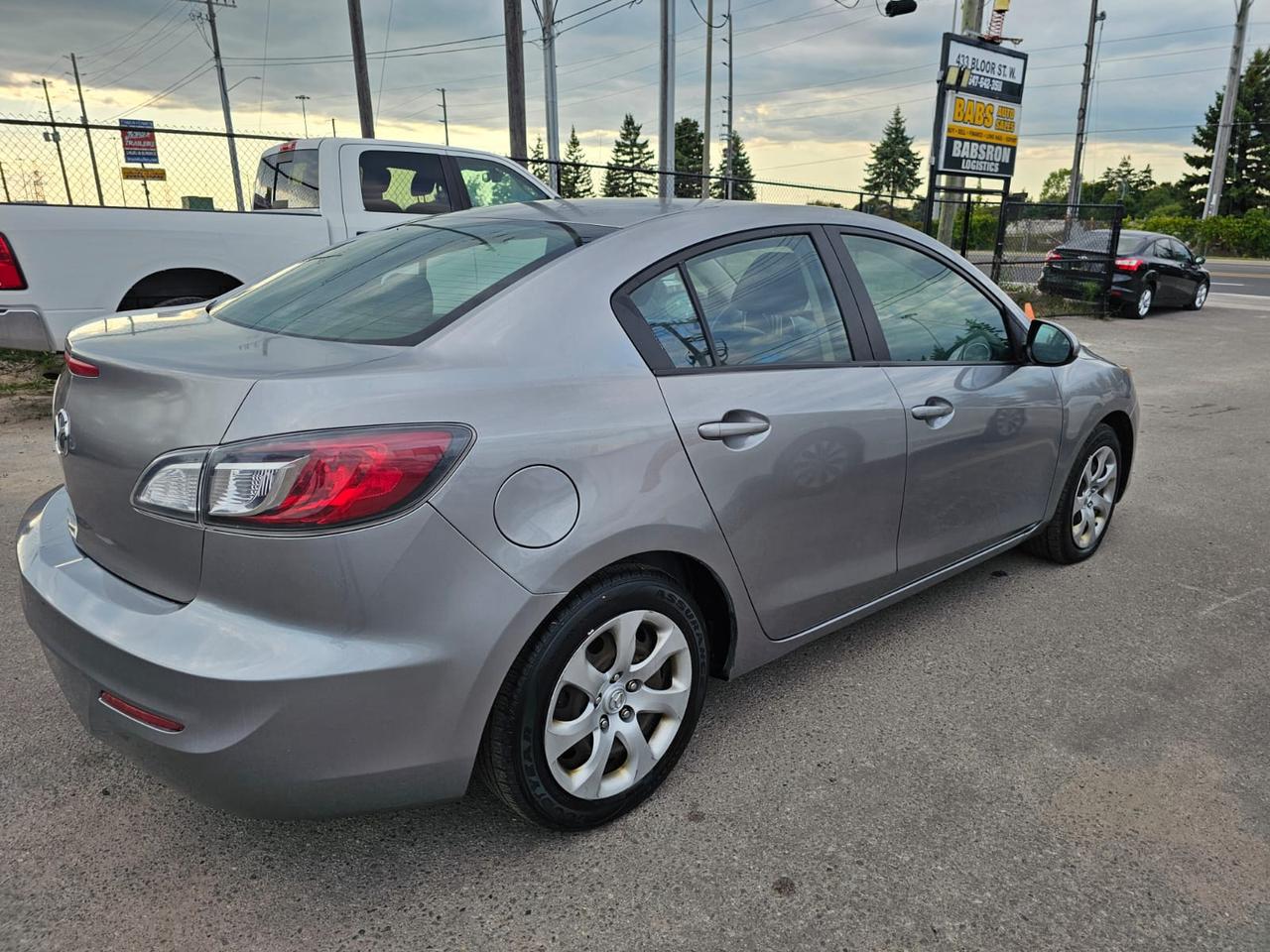 2012 Mazda MAZDA3 I Sport Photo